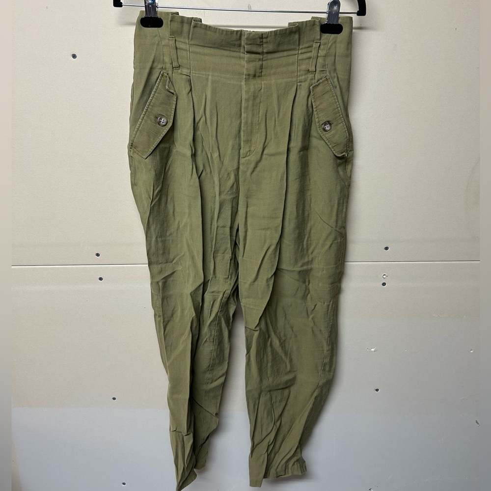 2/$20❤️- PANTS | H&M paper bag pants size 8 (fit like a small/medium)